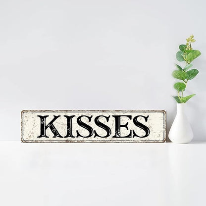 Madcolitote Ancient Retro Kisses Wood Sign Kisses Street Signs Rustic Wooden Wall Art Farmhouse Wall Decor Kitchen Wall Hanger Retro Decoration Sign Housewarming Gift 4x18in