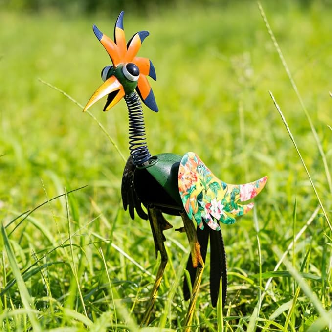 24'' Metal Wacky Peacock Garden Statues Outdoor Decor, Rooster Decor Chicken Yard Sculptures Art Decoration for Home Outsiede Patio Lawn Backyard, Gift for Women Lovers Moms(Red & Green)