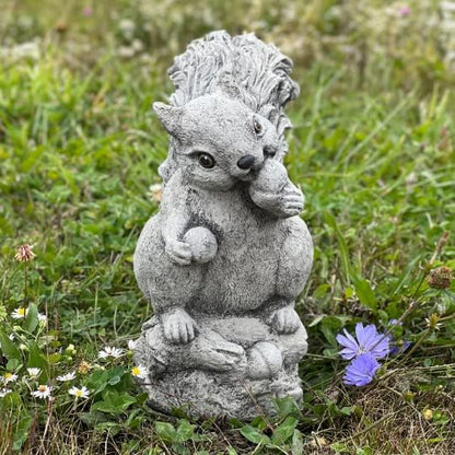 Concrete Squirrel Statue for Garden Stone Squirrel Ornament Figurine for Squirrel Lover Garden Animal Sculpture