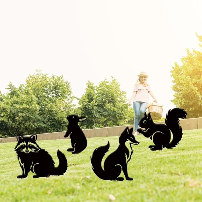 SUPERDANT 4PCS Metal Animals Garden Decor for Outside Fox Rabbit Squirrel Raccoon Yard Stakes for Decorations Outdoor Statues Iron Art Stake Decorative Lawn Ornament Patio Porch Farmhouse Decor Gifts