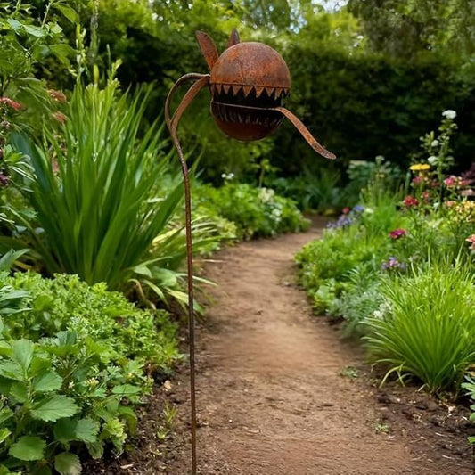 Whimsical Metal Carnivorous Plant Garden Stake, 25-Inch Large Funny Outdoor Yard Decor, Carnivorous Plant Garden Stake, for Lawn Garden Patio Halloween Gothic Yard Decoration (B)