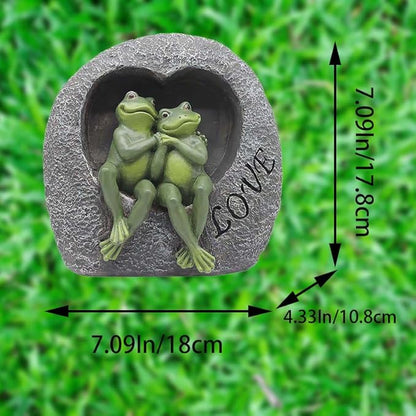 Romantic Frogs Couple Statues, Love Frogs Sitting on Stone Figurine, Resin Garden Ornament, Outdoor Animal Decor Collection, 7”H Gifts for Anniversary and Valentine