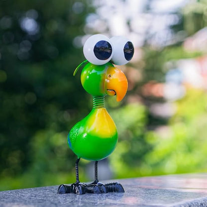 Metal Parrot Garden Statues Outdoor Decor, Green Funny Bird Outdoor Sculptures Yard Art Decoration for Home Patio Lawn Backyard, Gift for Women Lovers Moms