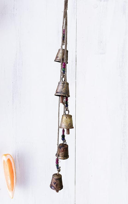 Mango Gifts Shabby Chci Rustic Vintage Cow Bells Hanging Chimes with Rope and Glass Beads Tranquil Wind Chimes for Garden Outdoor and Patio Decoration (MGT25)