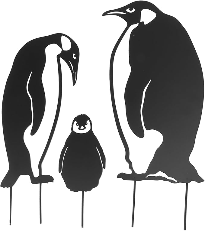 Penguin Family Stake Statue, Metal Animal Stake Decoration, Vivid Hollow Iron Garden Figurine with Hand Painted Finish for Lawn Yard Flower Bed Outdoor Use