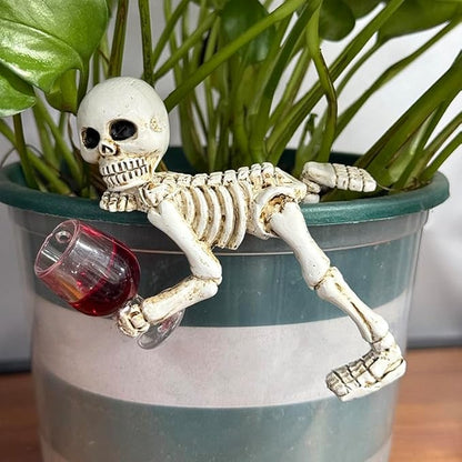 Halloween Skeleton Flowerpot Decoration, Weather Resistant Resin Garden Statue (Red Cup)