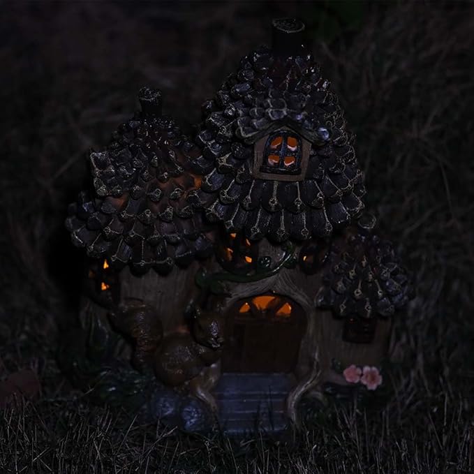 Zayton Garden Squirrel's House Outdoor Statues Yard Resin Decoration Gift Handmade Housewarming Gift for Patio Yard Lawn Waterproof Cracking