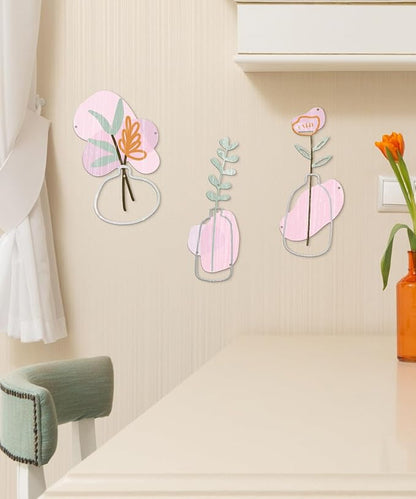 Putuo Decor 3Pcs Metal Flower Wall Art, Minimalist Flower Vase Bathroom Wall Decor, Rustic Farmhouse Decor for Living Room, Bathroom, Bedroom, Elegant Housewarming Gift(Pink)