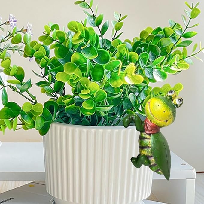 Fly Frog Figure Plant Pot Hanger, Turtle Flower Pot Hugger, Resin Tortoise Statue, Funny Pot Huggers for Planters, Cute Climbing Tortoise Flower Pot Hugger, Garden Fence Balcony Patio Yard (FLY FROG)
