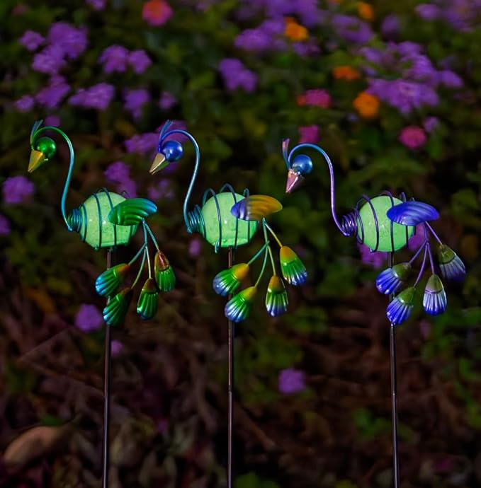 Stargarden Decorative Garden Stakes, 3 Pack Glow in Dark Metal Garden Stakes, Luminous Peacock Yard Art Decor Waterproof Lawn Ornament Gifts for Mom, Women