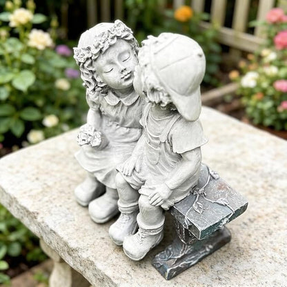 Garden First Kiss Outdoor Statue Decorative, Flower Bed Decor Puppy Love Kissing Couple,Boy and Girl Kissing Garden Figurine for Yard Patio Art