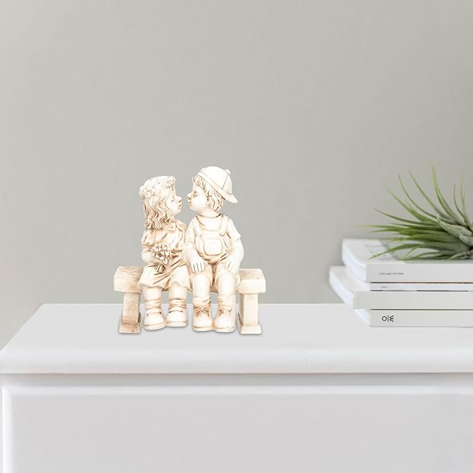 SUPVOX Resin Boy Girl Garden Statue Ornament Artistic Outdoor Decorative Figurines for Patio Lawn Tree Accent Fall Garden Decor Craftsmanship Resin Sculpture