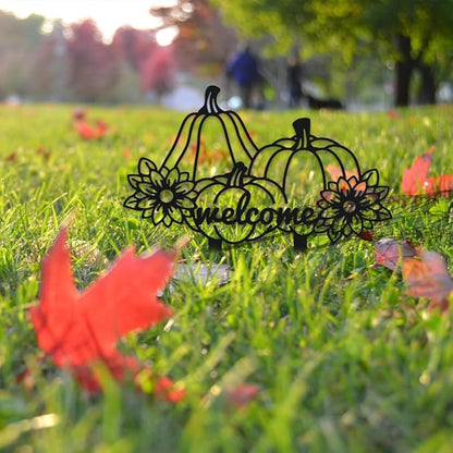 WADORN Fall Pumpkin Metal Decorative Garden Stakes, Funny Welcome Autumn Metal Outdoor Statues Fall Harvest Silhouette Ornament Gifts Welcome Yard Sign for Thanksgiving Party Autumn Harvest Lawn