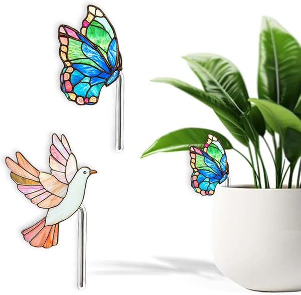 JOONOR 2 Pieces Stained Acrylic Bird Butterfly Flower Pot Hugger Cute Animal Butterfly Bird Statue for Planter Hanger Decorations Outdoor Fairy Garden Planter Edge Accessories,Style C
