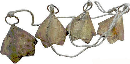 Mango Gifts Rustic Cow Bells Hanging Wind Chime with Jute Rope – Vintage Iron Hanging Bell Windchime for Patio Garden Outdoor Decor, Tranquil Garden Chimes with Boho Style 36 Inch (MGT26)