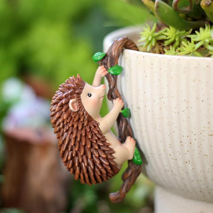Cute Climbing Hedgehog Flower Pot Hugger Figurines Resin Hanging Animal Statue Planter Pot Decorations for Home Garden Fence Balcony Patio Lawn Yard Ornaments