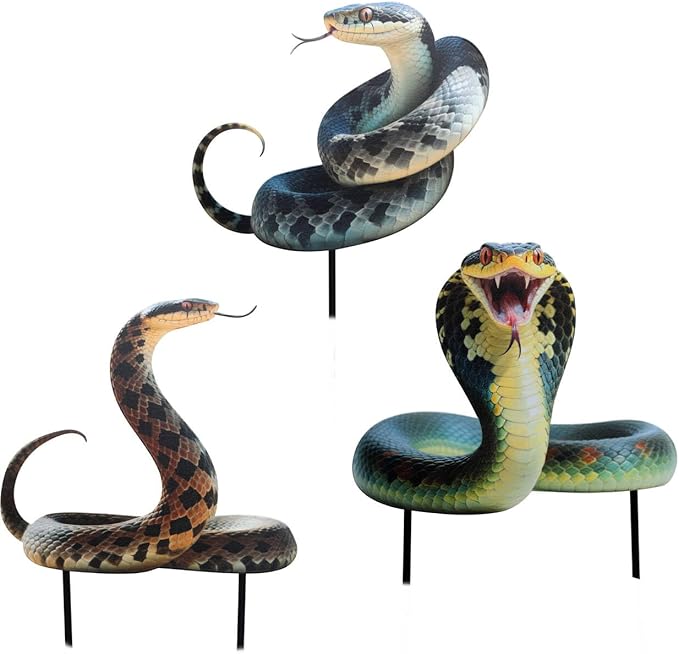 Wocst 3 Pack Metal Snake Garden Statues Snake Silhouette Snake Decorative Stakes,Fake Snakes Figurines for Halloween Decoration Props April Fools' Day Creepy Prank