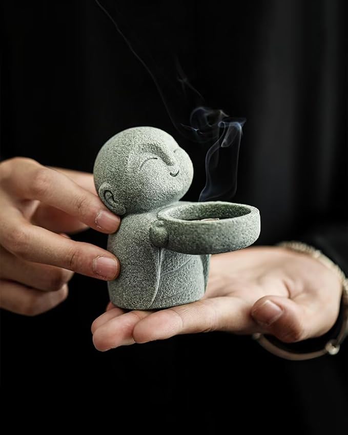 Mini Monk Buddha Statue Sandstone Statues Zen Monk Praying Statue Sculptures for Wealth Good Luck Feng Shui Decor Home Fish Tank Aquarium Garden (Style 16)