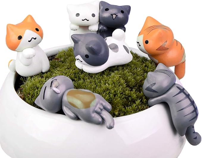 MAOMIA Miniature Lucky Cat DIY Figurines, Pack of 6 Mini Fairy Garden Hanging Cat Figure Micro Landscape Home Garden Decor Plant Pots Bonsai Craft Decor Cake Topper