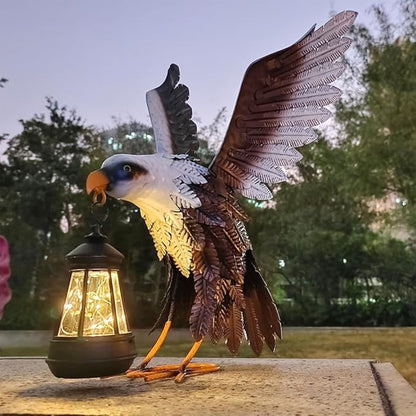 Outdoor Eagle Garden Statue with Solar Lantern, Hand Painted Iron Art Sculpture, Waterproof Yard Decor for Patio, Lawn, Courtyard and Holiday, Ideal Gift for Garden Decoration Lovers