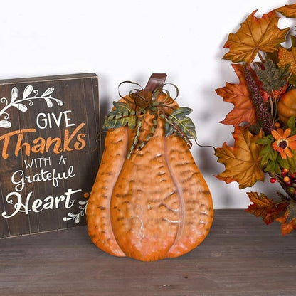 Linfevisi Metal Pumpkin Decor for Outside Standing Pumpkin Sign Flat Fall Porch Decor Yard Pumpkins Statue Outdoor Fall Decorations for Home Shelf Autumn Thanksgiving Halloween Garden Kitchen 13.5"