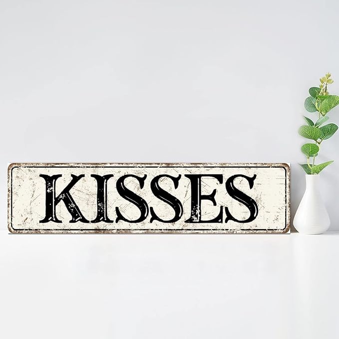 Madcolitote Vintage Kisses Wood Sign Kisses Street Signs Customized Rustic Wooden Wall Art Farmhouse Wall Decor Kitchen Wall Hanging Signs Wall Sign Home Decor Housewarming Gift 6x24in