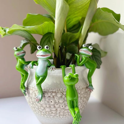 Cute Climbing Frog Figurines Flower Pot Hugger Resin Hanging Frog Sculpture Outdoor Statue Plant Pot Decorations for Home Garden Fence Balcony Patio Lawn Yard Ornaments (Right)