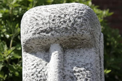 Massive Moai Figure Easter Island Figure Easter Island Moai Head Statue Concrete Garden Decoration