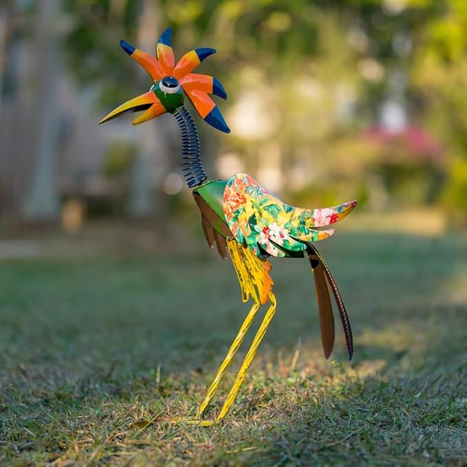 24'' Metal Wacky Peacock Garden Statues Outdoor Decor, Rooster Decor Chicken Yard Sculptures Art Decoration for Home Outsiede Patio Lawn Backyard, Gift for Women Lovers Moms(Red & Green)