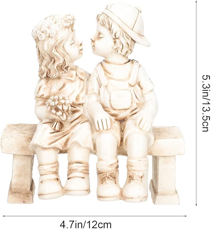 SUPVOX Resin Boy Girl Garden Statue Ornament Artistic Outdoor Decorative Figurines for Patio Lawn Tree Accent Fall Garden Decor Craftsmanship Resin Sculpture