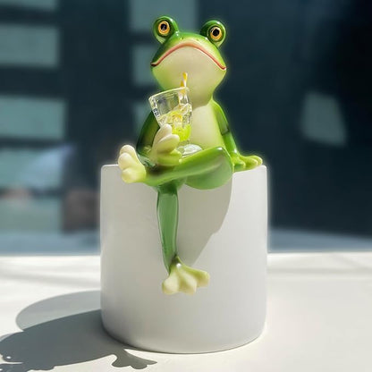 Funny Drinking Frog Statue Flower Pot Hugger Resin Hanging Frog Figurine Planter Pot Decorations for Home Garden Fence Balcony Patio Lawn Yard Ornaments (Drinking Juice)