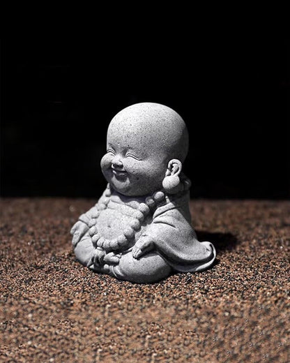 Mini Monk Buddha Statue Sandstone Statues Zen Monk Praying Statue Sculptures for Wealth Good Luck Feng Shui Decor Home Fish Tank Aquarium Garden (Style 17)