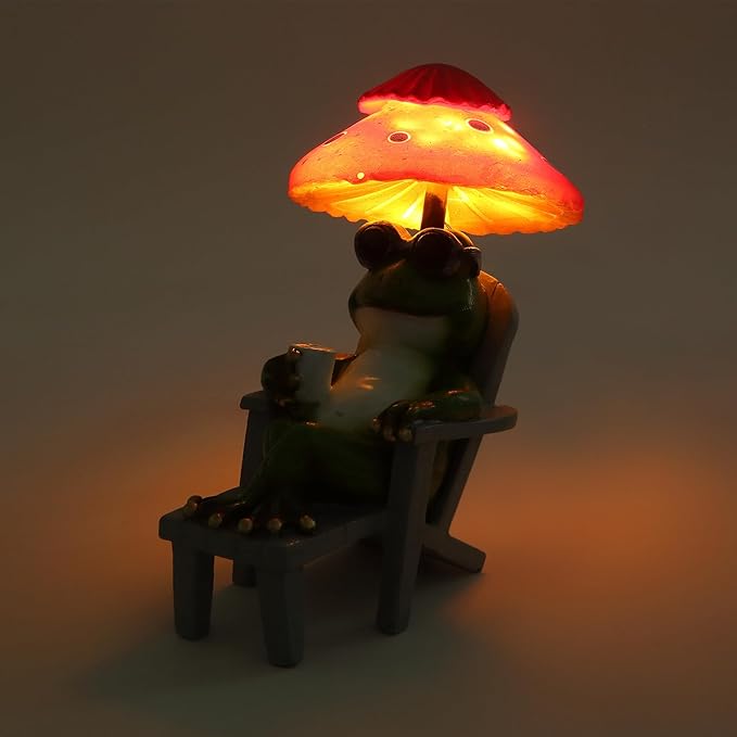 Magicnight Little Frog Garden Statue with mini Patio Mushroom Solar Lights Outdoor Figurines Halloween Home Decor Fairy Garden Accessories Small Lawn Ornaments 4.5"x4.5"x2.6"