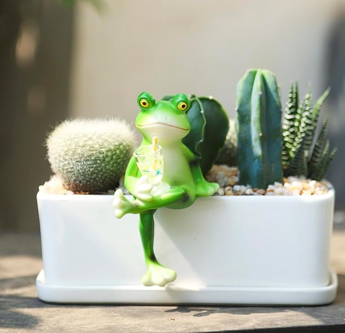 Miniature Frog Garden Statue Flower Pot Hanger Ornament, Funny Frog Figurines Plant Decorations for Pots Outdoor Women Gifts Decor Accessories for Yard Lawn Outside,2.92"x1.12"x4.94