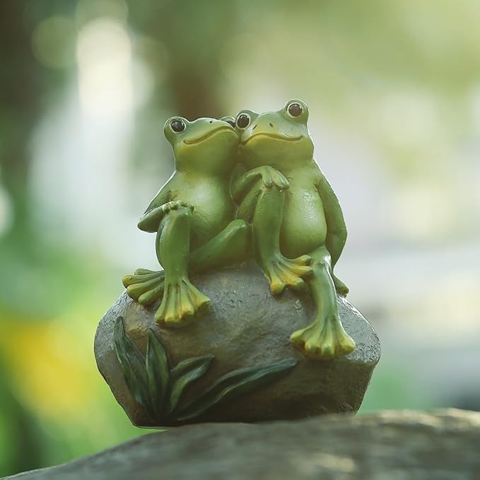 Resin Frog Garden Statue, Green Frog Figure for Outdoor Decor Yard and Garden Decoration Resin Sculpture (Art Deco)