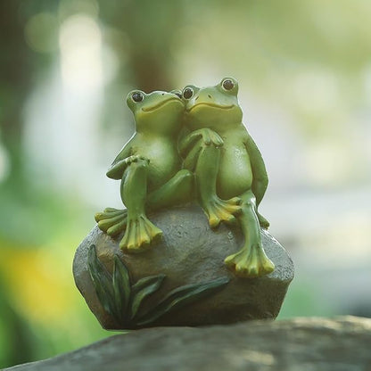 Resin Frog Garden Statue, Green Frog Figure for Outdoor Decor Yard and Garden Decoration Resin Sculpture (Art Deco)