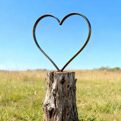 Rust Decoration Stake Metal Heart Shape Garden Decoration Rust Stake Natural Plant Outdoor Yard