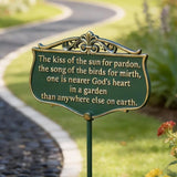 Metal Garden Signs for Outside, "The Kiss of The Sun" Double-Sided Vintage Green Metal Poem Plaque with Stake, Personalized Outdoor Garden Sign for Patio Yard Lawn Backyard Porch Decor