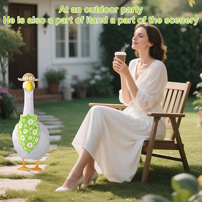 Lyreh Goose costume straw hat scarf costume, used for lawn sculpture, outdoor garden, courtyard, terrace decoration