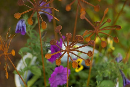 Rusty Metal Flowers, Garden Art, 9-Piece Set, Flower Sculpture, Wedding Table Arrangement, Yard Artwork