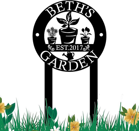 Personalized Metal Garden Sign with Stakes, Custom Garden Name Sign for Outdoor, Patio Decorations, Yard Sign, Custom Lawn Decor, Gift for Mom, Large Gardener Family Name Sign, Housewarming Gift