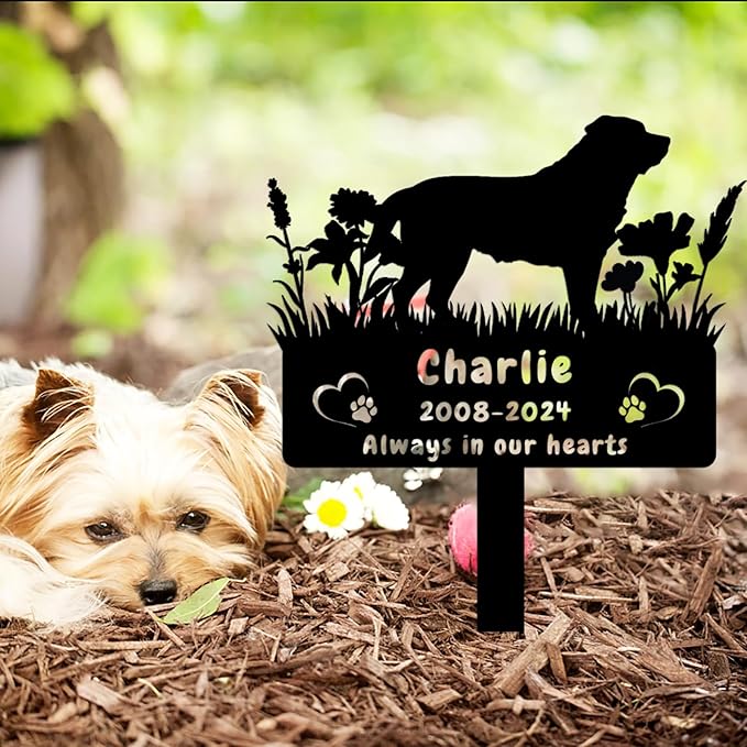 Custom Rottweiler Dog Memorial Grave Marker,Personalized Pet Dog Memorial Garden Stake,Flora Dog Memorial Plaque Burial Stake Engraved Sign,Dog Sympathy Grave Stake,Dog Statue Headstone