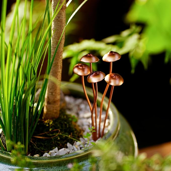 BestAlice 2pcs Metal Mushroom Garden Statue Stake, Flower Pot Decoration, Outdoor Statue, Mushroom Ground Decoration for Garden Patio Lawn Yard Plant Outdoor Art Accessories