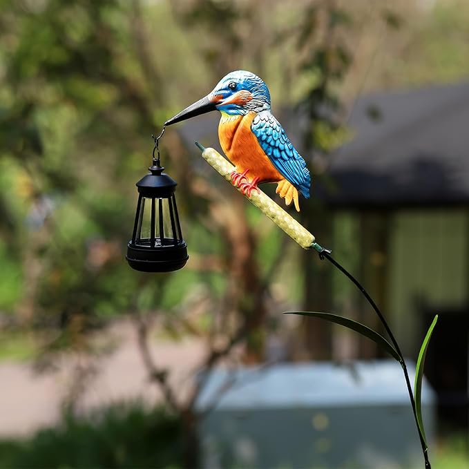 Solar Kingfisher Statue for Outdoor Garden Decor, 6.1 Inch Outside Metal Bird Craft Ornaments with Solar Lantern for Garden, Patio, Yard, Lawn -Birthday Gifts for Women Mom Grandma