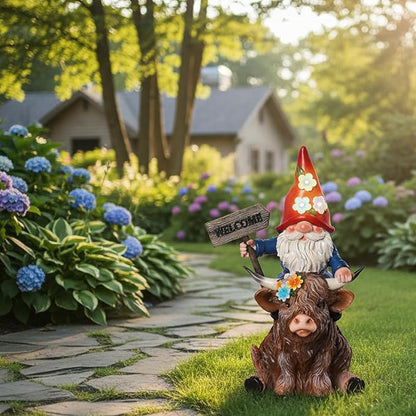 Solar Highland Cow Statue with Gnome Holding Welcome Sign Resin Highland Cow Figurines 9.2" Waterproof for Outdoor Lawn Yard Porch Patio Decor Housewarming Gifts for Women Mom Grandma
