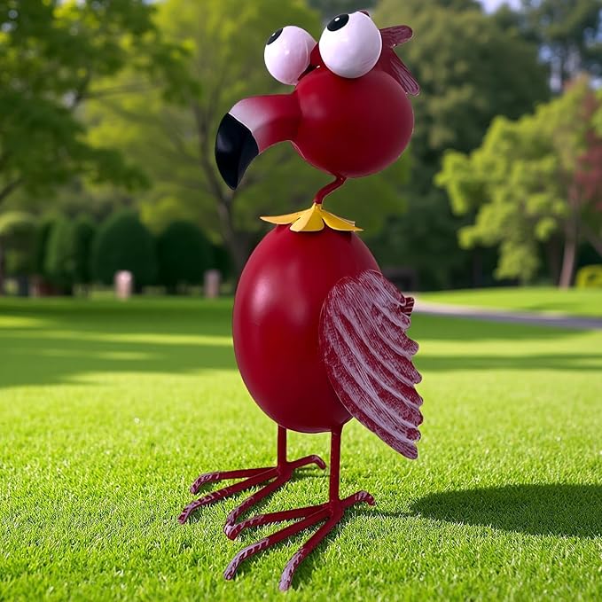 Metal Flamingo Yard Decor Garden Statue Outdoor Art Red Flamingos Christmas Decorations Sculptures for Patio Backyard Porch Lawn Ornaments Unique Gifts