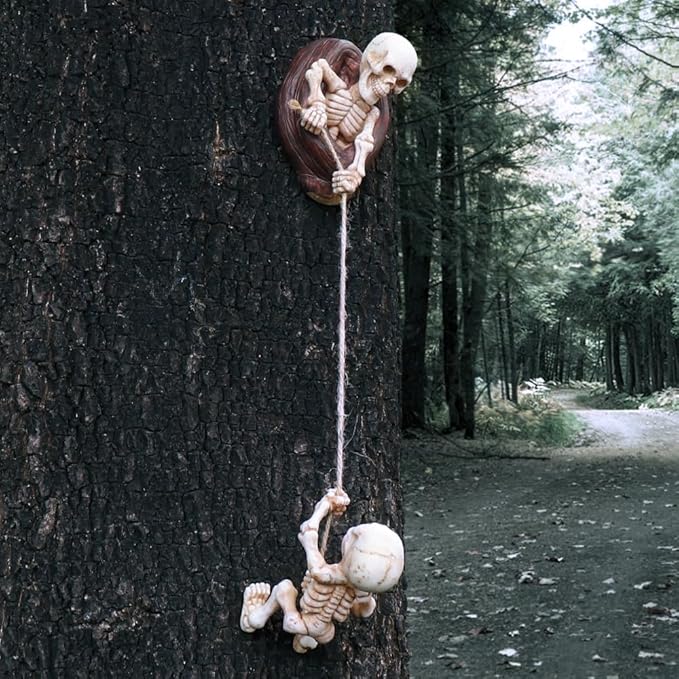 Skeletons Climbing Tree Sculptures Gothic Garden Decors - Mini Skeletons Tree Huggers Outdoor Halloween Decorations Yard Art Garden Statues
