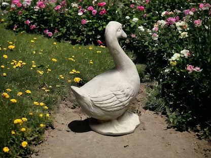 Concrete Goose Porch Statue Standing Stone Duck Figure Concrete Garden Goose Sculpture