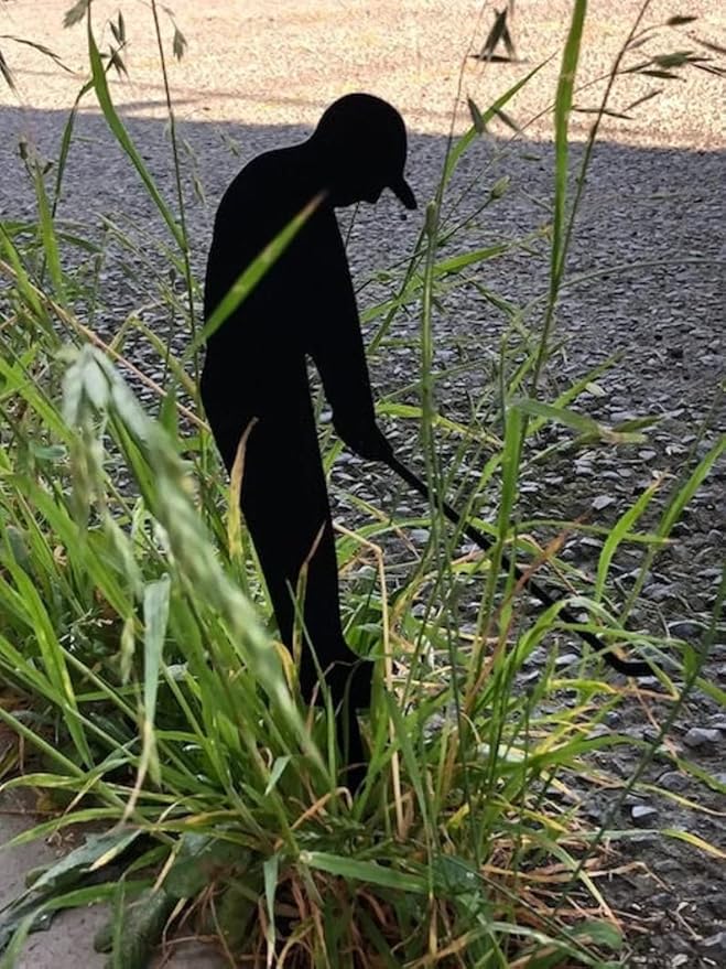 Outdoor Metal Golfer Yard Stake Art Metal Silhouette Art Garden Decor 18" (Men and Lady)