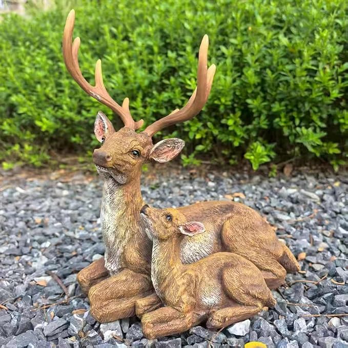 Realistic Mother Baby Deer Statue, Heartwarming Family Doe & Fawn Garden Sculpture from Durable Resin, Weather-Resistant Outdoor Lawn Yard Decor for Garden Patio, Indoor Home Art